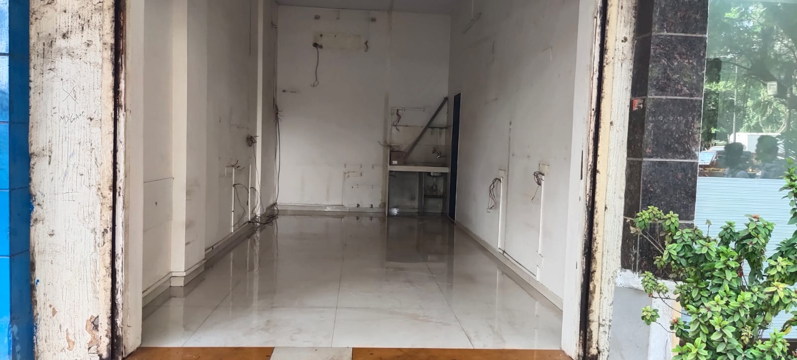 Bhoomi Classic Shop on Rent Opp Inorbit Mall Malad West