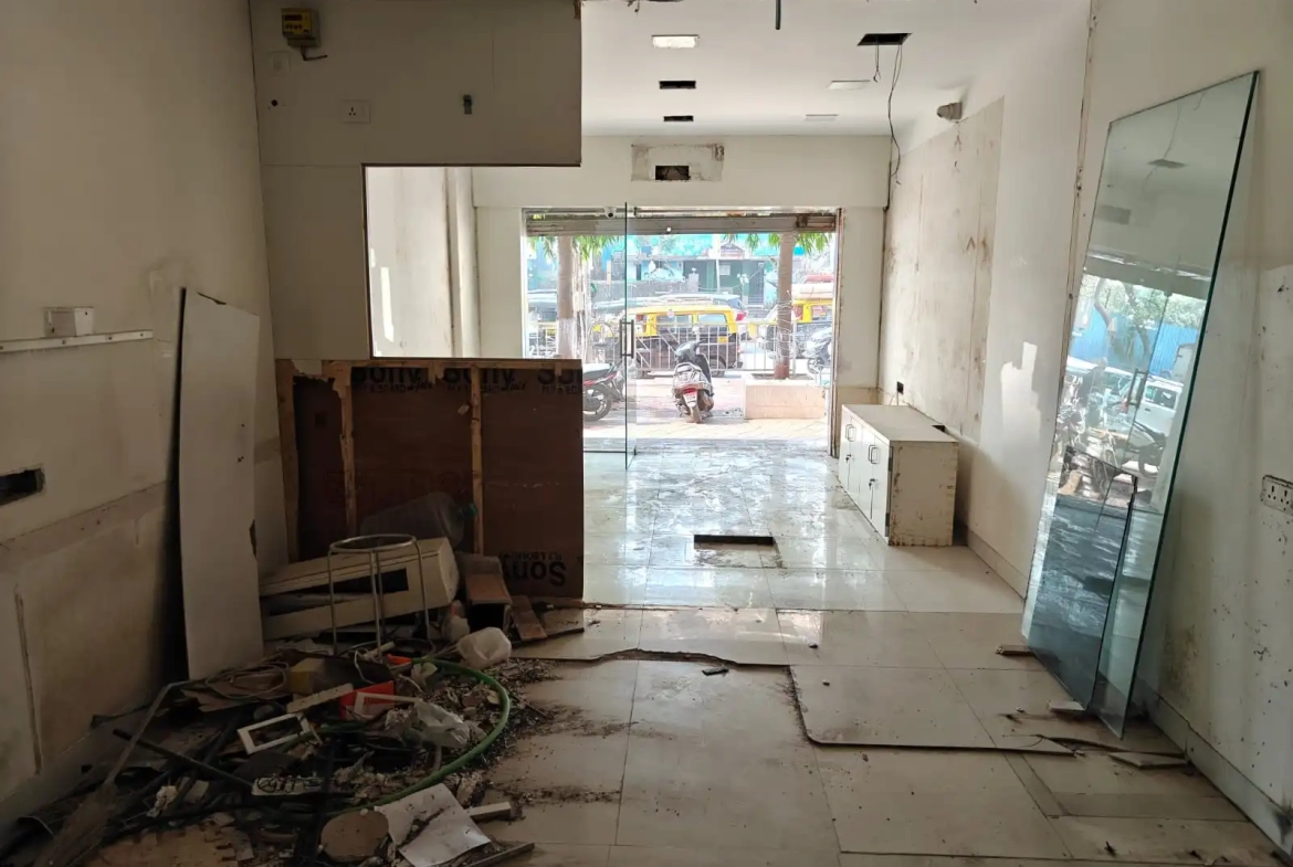 Bhoomi Classic Showroom rental opp Inorbit mall Malad West