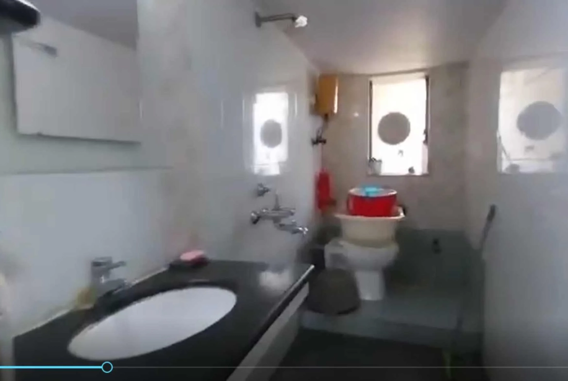 Flat on Rent Malad West Opp Infinity Mall China Link (1)