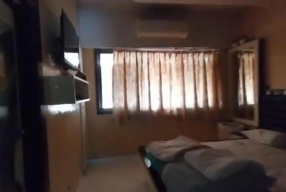 Flat on Rent Malad West Opp Infinity Mall China Link (1)