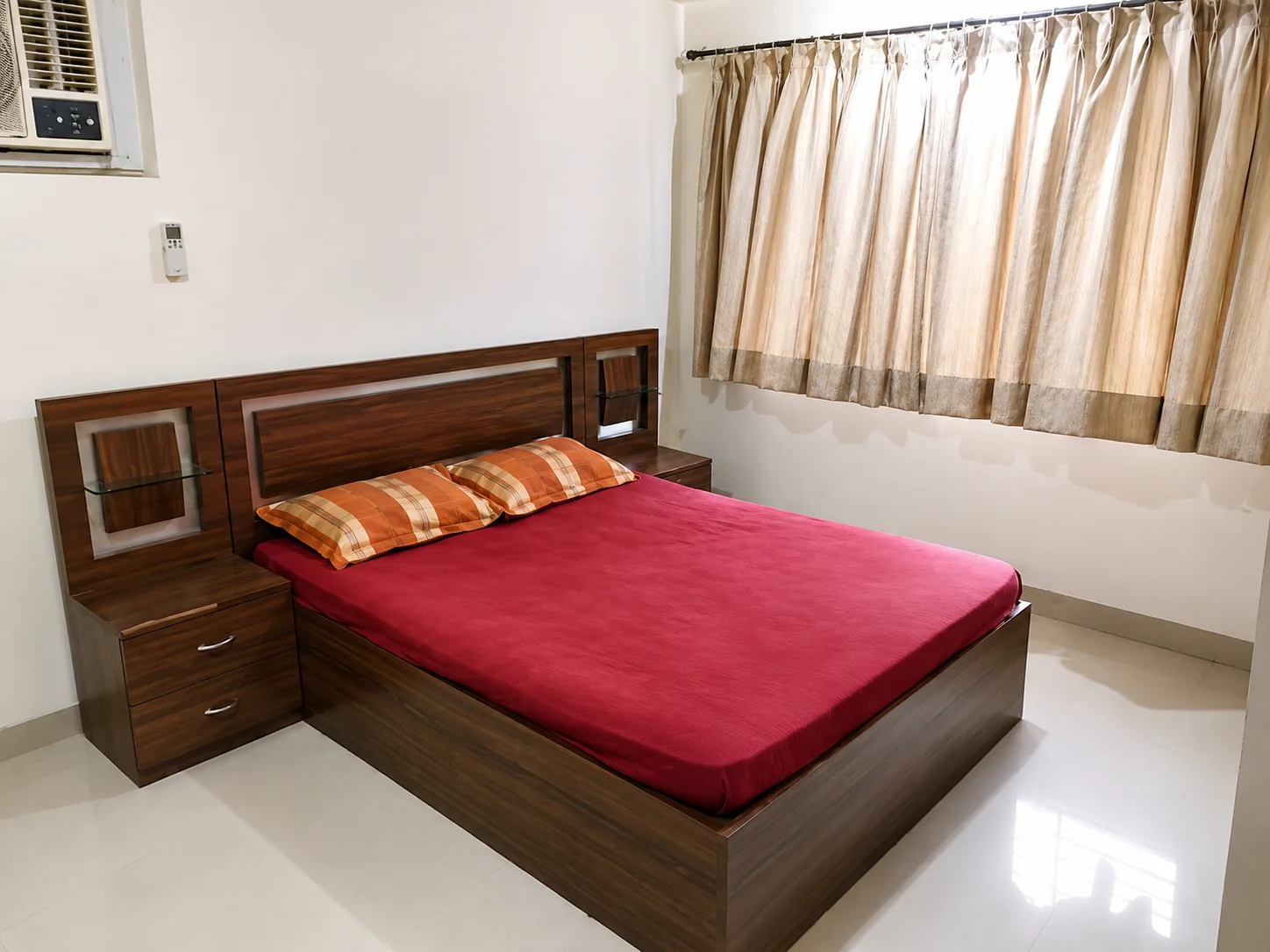 1 BHK Fully Furnished Flat for Rent in Palm Springs, Malad West