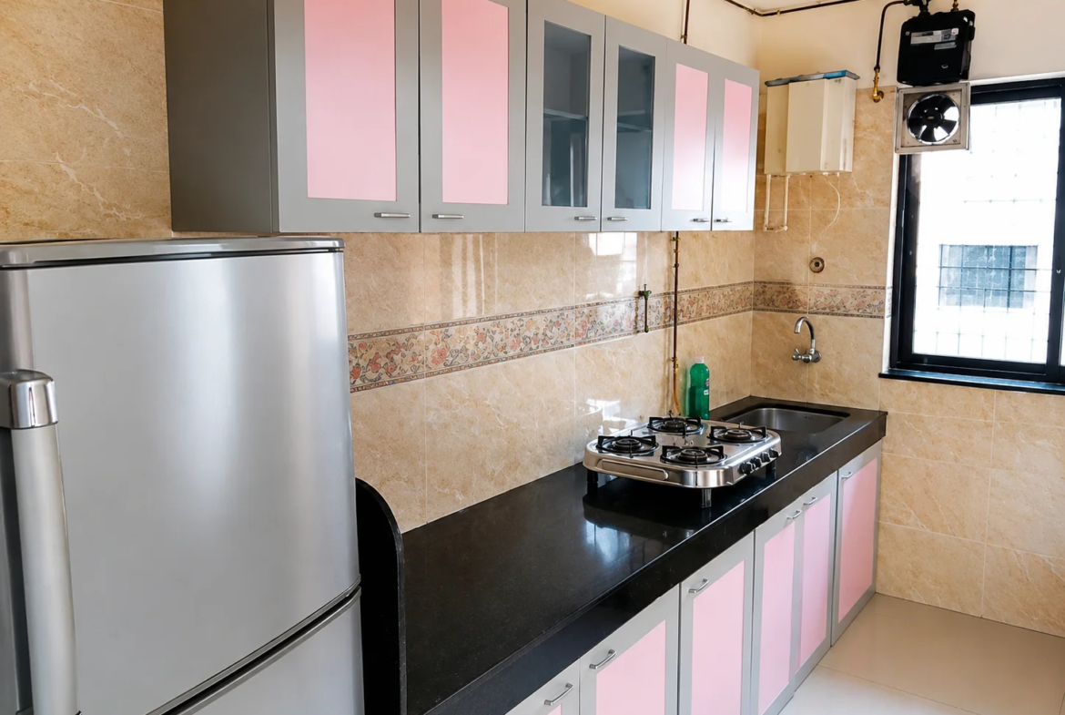 1 BHK Fully Furnished Flat for Rent in Palm Springs, Malad West