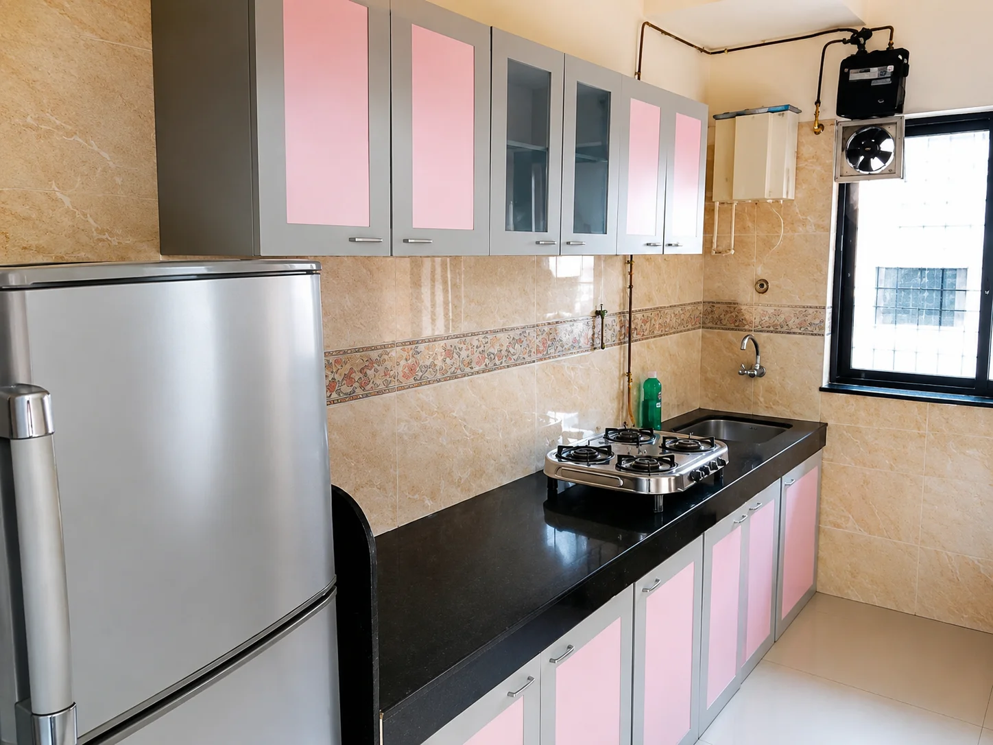 1 BHK Fully Furnished Flat for Rent in Palm Springs, Malad West