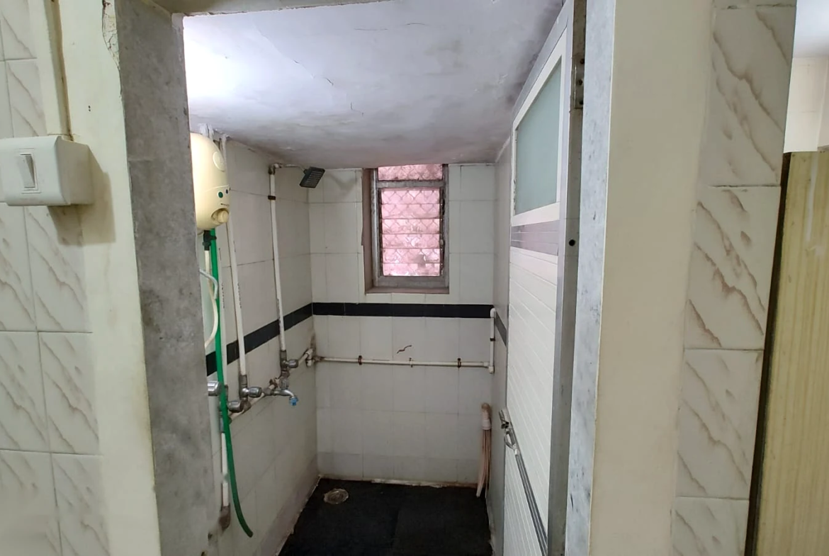 1 BHK Semi Furnished Flat for Rent in Shree Shiv Kirti, Malad West
