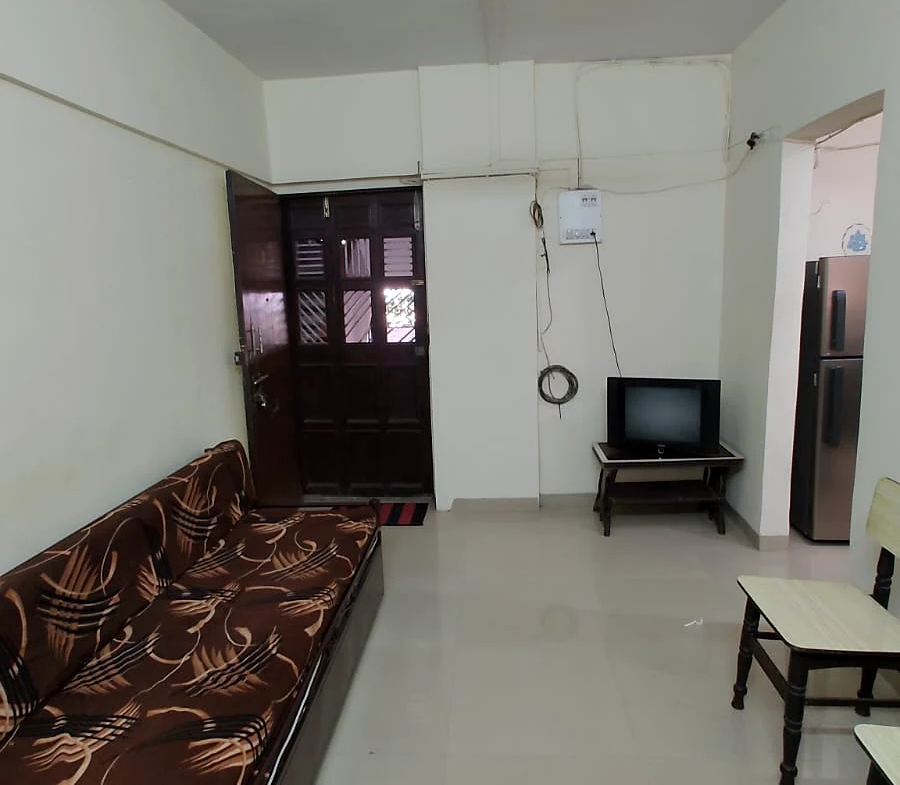 1 BHK Semi Furnished Flat for Rent in Shree Shiv Kirti, Malad West