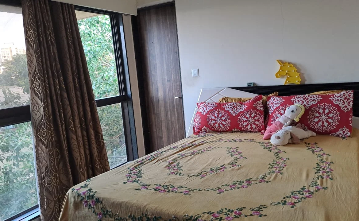 3 BHK Furnished Flat for Rent in Chandak Stella, Goregaon West
