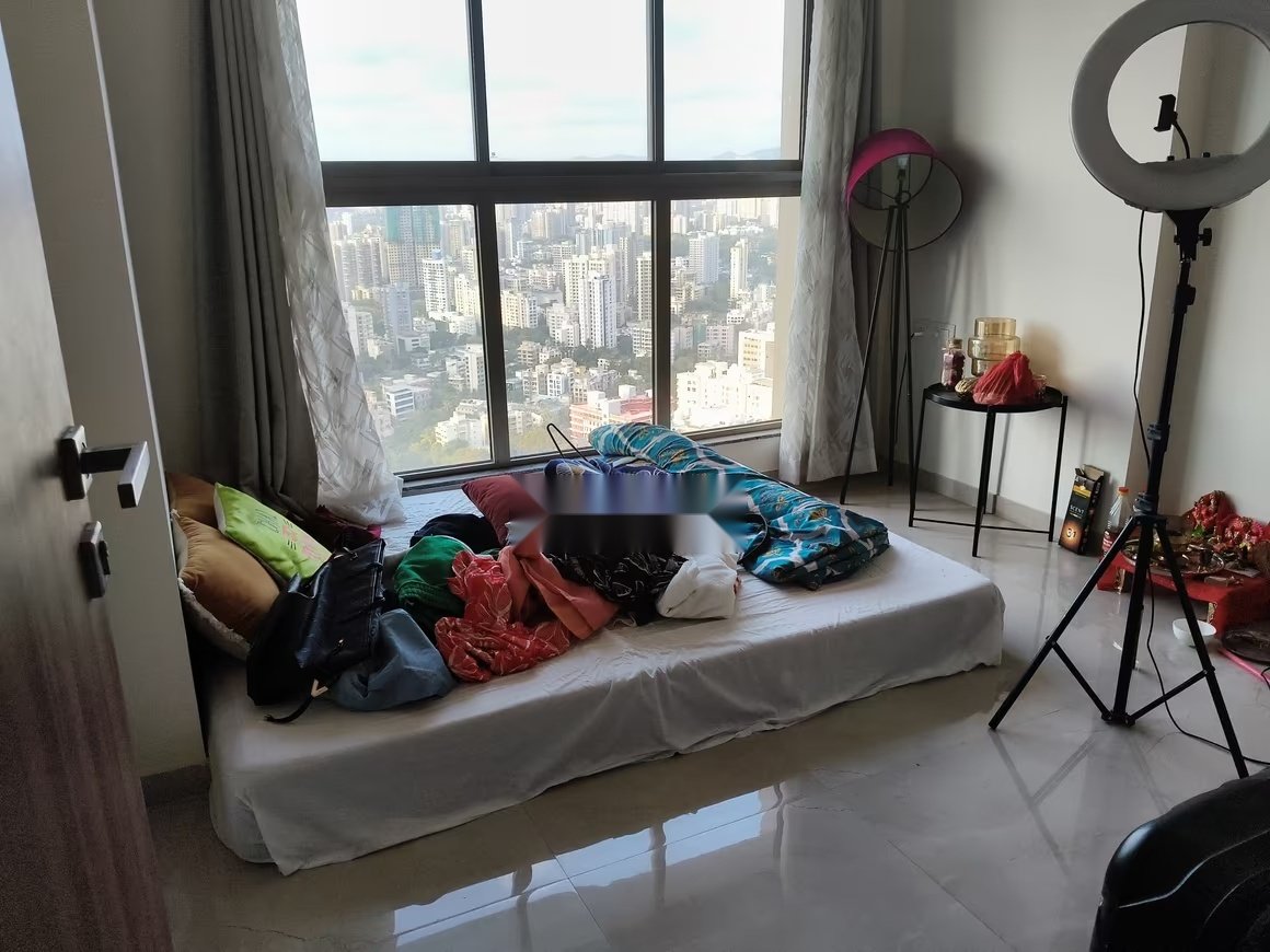 2 BHK Empty Flat for Rent in Sheth Irene, Malad West